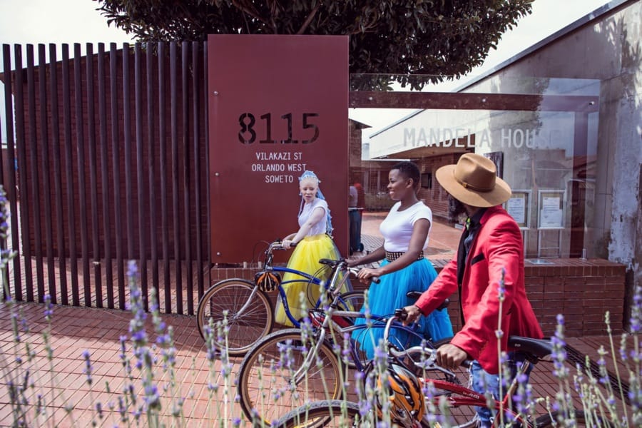 When a street becomes a home to the world, Vilakazi street epitomizes the idiom… Moeng etla ka gešo re je ka wena (Delicacies get to be enjoyed with the arrival of visitors)